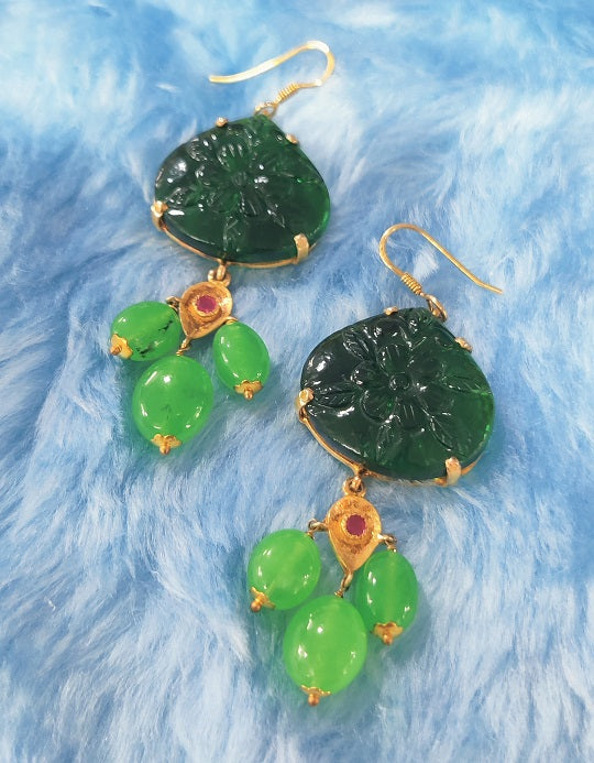 Green Leaf Carved Dangler