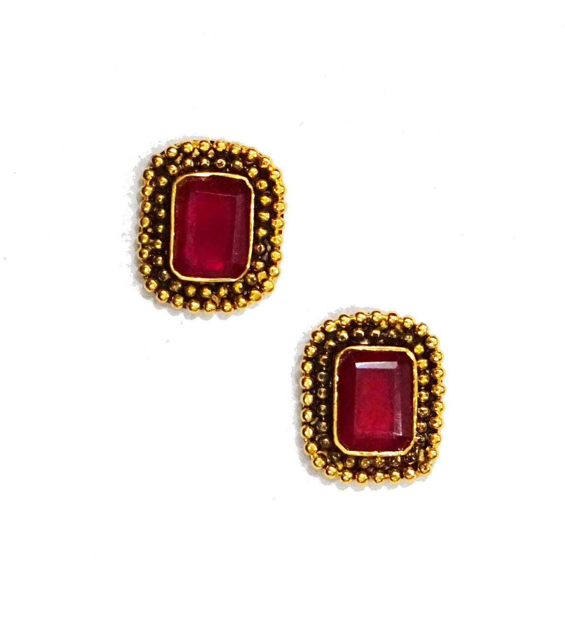 Red Stone Rava Stud