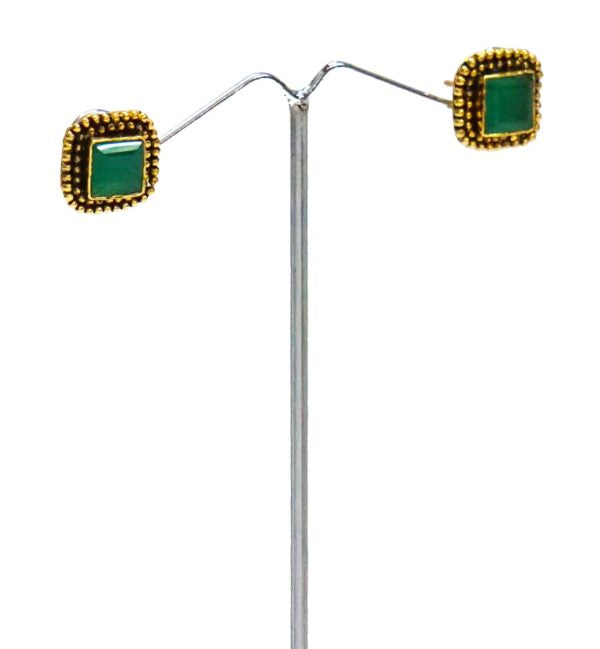 Green Stone Rava Stud