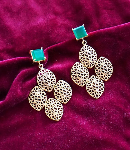 Green Stone Marquise Filigree Dangler