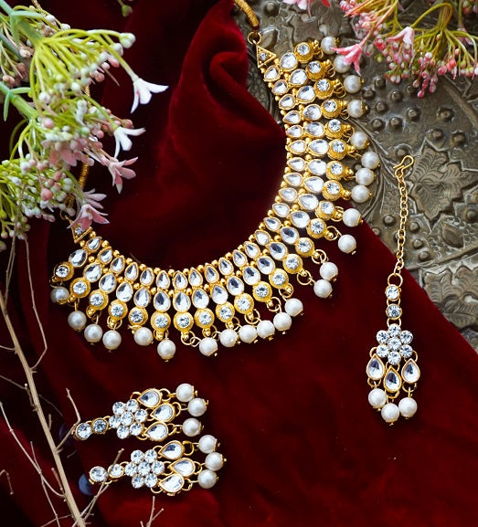 Alankar Kundan Necklace Set