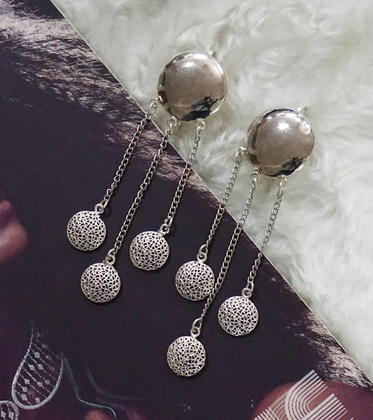 Chain Round Dangler