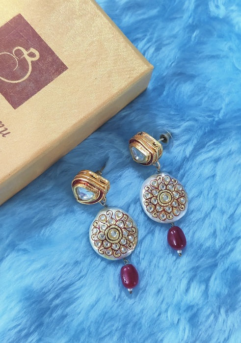 Pearl Red Paing Dangler