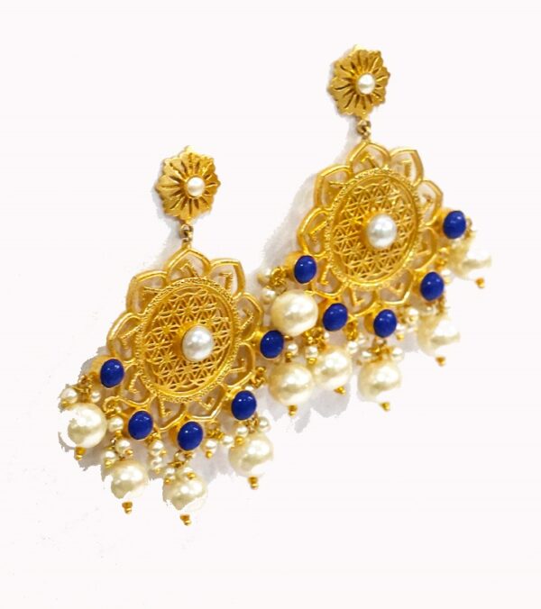 Antique Flower Dangler