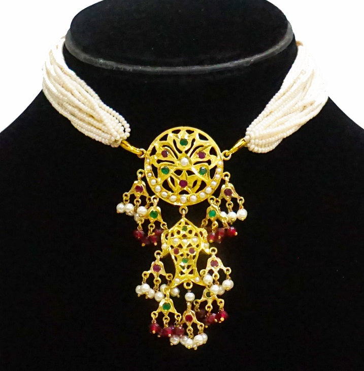 Aari Chick Mini Red Necklace Set