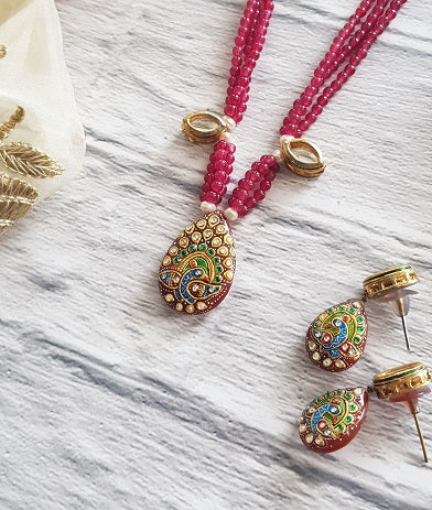Red Peacock Paint Necklace Set
