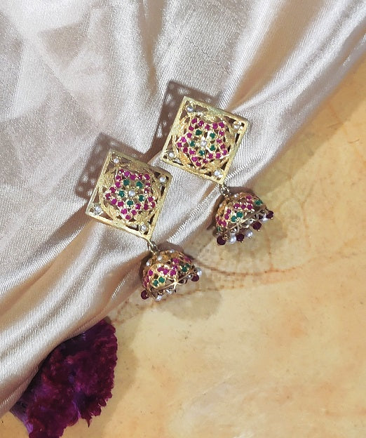 Aari Square Jhumka