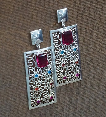 Signature Wire Dangler