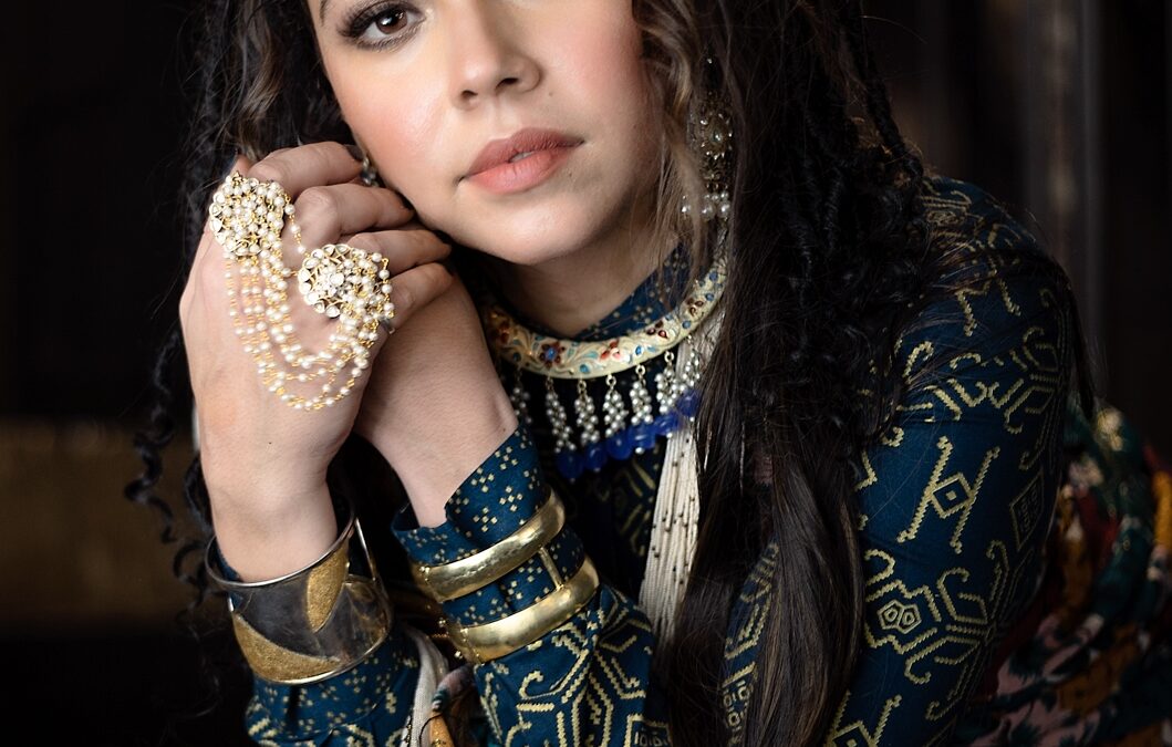 Unveiling the Timeless Beauty: Exploring the History and Evolution of Meenakari Hasli Necklaces